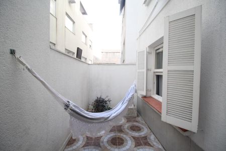 Apartamento para alugar com 66m², 2 quartos e sem vagaQuintal