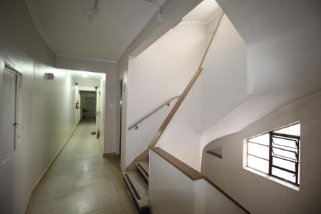 Apartamento para alugar com 66m², 2 quartos e sem vagaCorredor