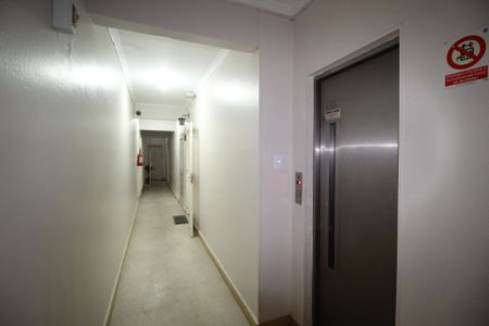 Apartamento para alugar com 66m², 2 quartos e sem vagaCorredor