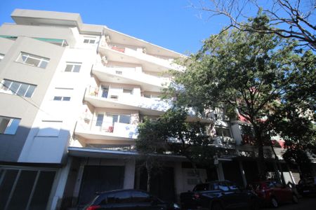 Apartamento para alugar com 66m², 2 quartos e sem vagaFachada