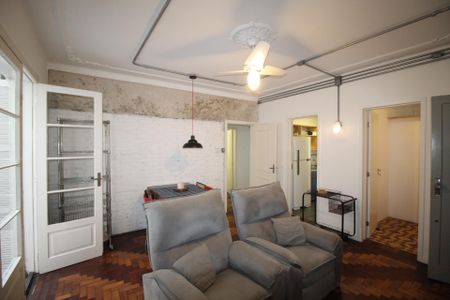 Apartamento para alugar com 66m², 2 quartos e sem vagaSala