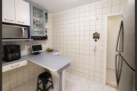 Cozinha de apartamento à venda com 2 quartos, 76m² em Vila Euro, São Bernardo do Campo