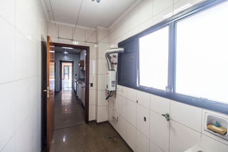 Apartamento à venda com 153m², 2 quartos e 2 vagas Apartamento à venda com 153m², 2 quartos e 2 vagasÁrea de Serviço