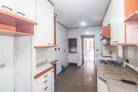 Cozinha de apartamento para alugar com 2 quartos, 153m² em Alphaville Industrial, Barueri