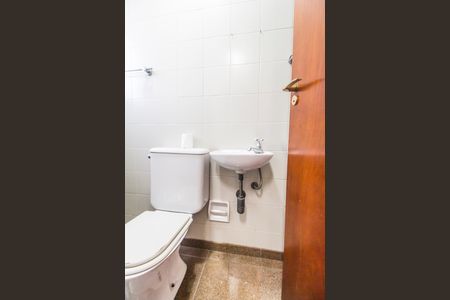 Apartamento à venda com 153m², 2 quartos e 2 vagas Apartamento à venda com 153m², 2 quartos e 2 vagasBanheiro da Suíte