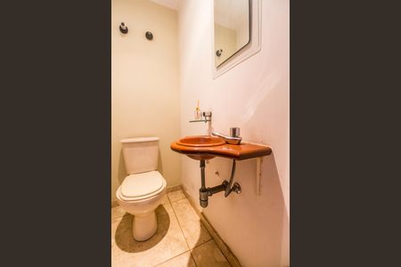 Apartamento à venda com 153m², 2 quartos e 2 vagas Apartamento à venda com 153m², 2 quartos e 2 vagasLavabo