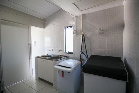 Casa para alugar com 245m², 3 quartos e 2 vagasLavanderia 