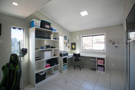 Escritorio  de casa para alugar com 3 quartos, 245m² em Jardim Serrano, Votorantim