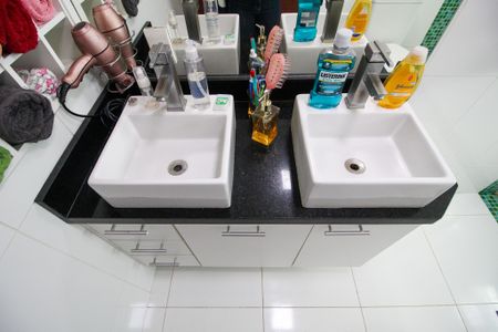 Casa para alugar com 245m², 3 quartos e 2 vagasBanheiro 1 