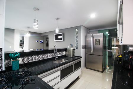 Casa para alugar com 245m², 3 quartos e 2 vagasCozinha 