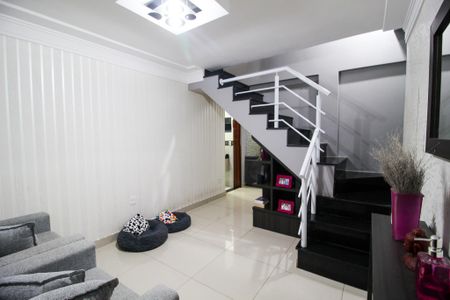 Casa para alugar com 245m², 3 quartos e 2 vagasSala 