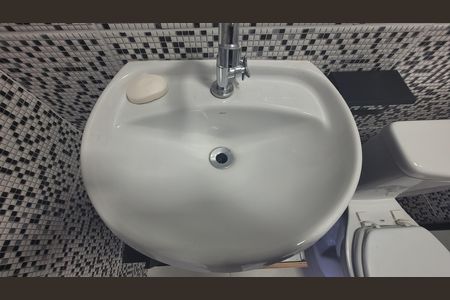 Apartamento para alugar com 42m², 2 quartos e sem vagaBanheiro