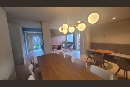 Apartamento para alugar com 42m², 2 quartos e sem vagaÁrea comum - Salão de festas