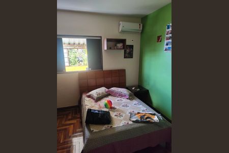 Quarto  de casa à venda com 3 quartos, 140m² em Vila Suzana, Belo Horizonte