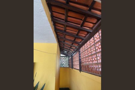 Varanda de casa à venda com 3 quartos, 140m² em Vila Suzana, Belo Horizonte