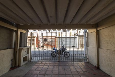 Garagem de casa à venda com 3 quartos, 97m² em Vila Constança, São Paulo