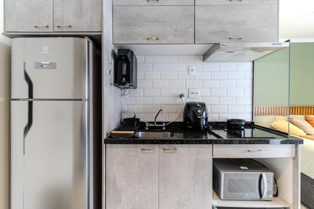 Studio para alugar com 25m², 1 quarto e sem vaga Studio para alugar com 25m², 1 quarto e sem vagaCozinha