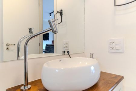 Studio para alugar com 25m², 1 quarto e sem vaga Studio para alugar com 25m², 1 quarto e sem vagaBanheiro