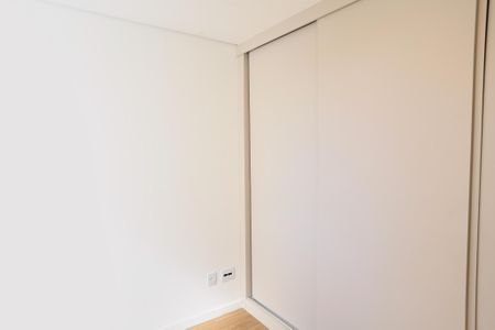 Apartamento à venda com 115m², 2 quartos e 2 vagas Apartamento à venda com 115m², 2 quartos e 2 vagasQuarto
