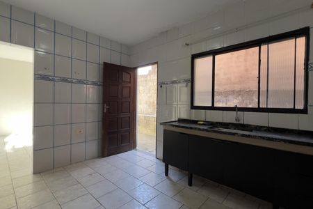 Casa para alugar com 111m², 2 quartos e 4 vagas Casa para alugar com 111m², 2 quartos e 4 vagasCozinha