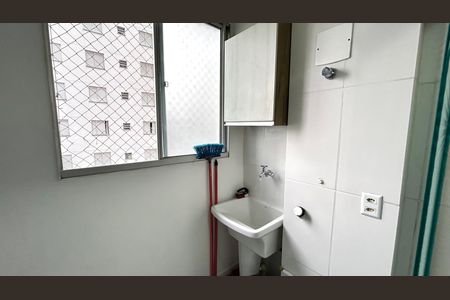 Área de Serviço de apartamento para alugar com 2 quartos, 43m² em Gopouva, Guarulhos