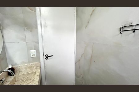 Apartamento para alugar com 43m², 2 quartos e 1 vaga Apartamento para alugar com 43m², 2 quartos e 1 vagaBanheiro