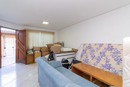 Casa para alugar com 106m², 3 quartos e 2 vagas Casa para alugar com 106m², 3 quartos e 2 vagasSala