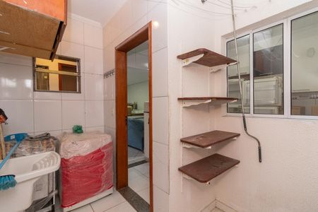 Casa para alugar com 106m², 3 quartos e 2 vagas Casa para alugar com 106m², 3 quartos e 2 vagasÁrea de Serviço