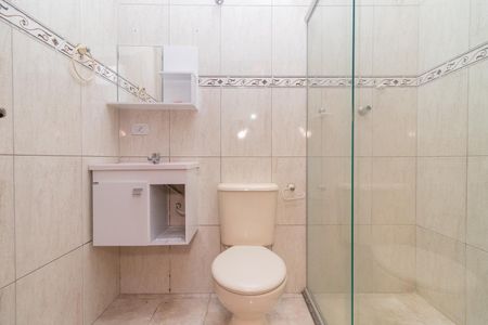 Casa para alugar com 106m², 3 quartos e 2 vagas Casa para alugar com 106m², 3 quartos e 2 vagasBanheiro