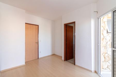 Casa para alugar com 106m², 3 quartos e 2 vagas Casa para alugar com 106m², 3 quartos e 2 vagasSuíte