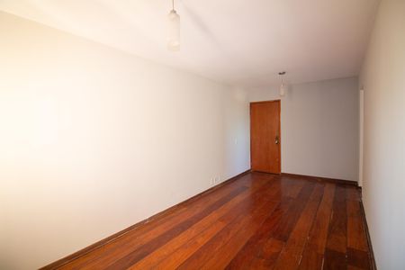 Apartamento à venda com 61m², 2 quartos e 1 vaga Apartamento à venda com 61m², 2 quartos e 1 vagaSala / Sala de Jantar