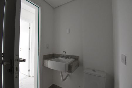 Banheiro 2 de apartamento à venda com 2 quartos, 80m² em Juvevê, Curitiba