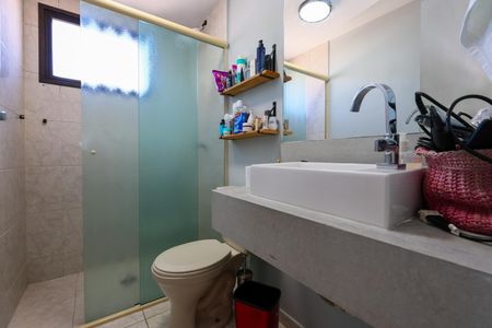 Apartamento à venda com 76m², 3 quartos e 1 vaga Apartamento à venda com 76m², 3 quartos e 1 vagaBanheiro