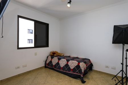Quarto 1 de apartamento à venda com 3 quartos, 76m² em Jardim Henriqueta, Taboão da Serra