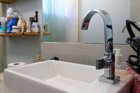 Apartamento à venda com 76m², 3 quartos e 1 vaga Apartamento à venda com 76m², 3 quartos e 1 vagaBanheiro