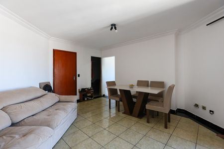 Apartamento à venda com 76m², 3 quartos e 1 vaga Apartamento à venda com 76m², 3 quartos e 1 vagaSala
