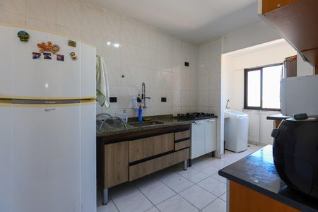 Cozinha de apartamento à venda com 3 quartos, 76m² em Jardim Henriqueta, Taboão da Serra