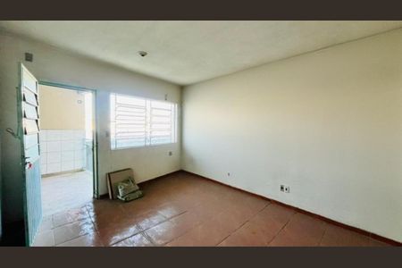 Studio para alugar com 26m², 1 quarto e sem vaga Studio para alugar com 26m², 1 quarto e sem vagaQuarto / Cozinha