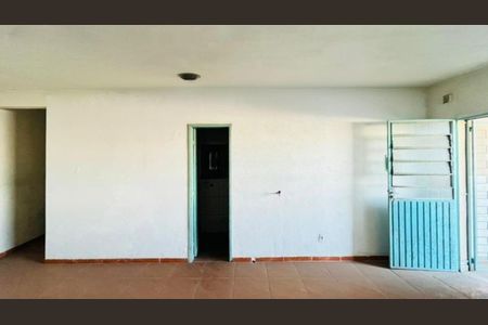 Studio para alugar com 26m², 1 quarto e sem vaga Studio para alugar com 26m², 1 quarto e sem vagaQuarto / Cozinha