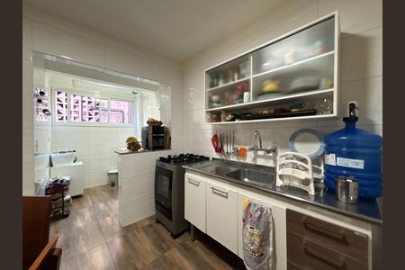 Apartamento à venda com 68m², 2 quartos e 1 vaga Apartamento à venda com 68m², 2 quartos e 1 vagaCozinha