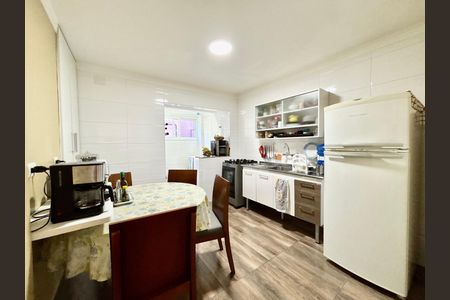 Apartamento à venda com 68m², 2 quartos e 1 vaga Apartamento à venda com 68m², 2 quartos e 1 vagaCozinha
