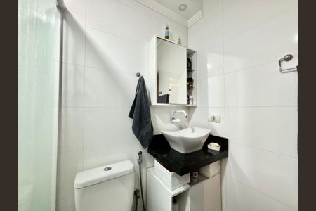 Apartamento à venda com 68m², 2 quartos e 1 vaga Apartamento à venda com 68m², 2 quartos e 1 vagaBanheiro Suite