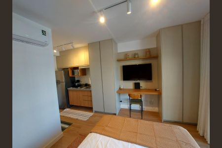 Apartamento à venda com 22m², 1 quarto e sem vaga Apartamento à venda com 22m², 1 quarto e sem vagaSala/Quarto