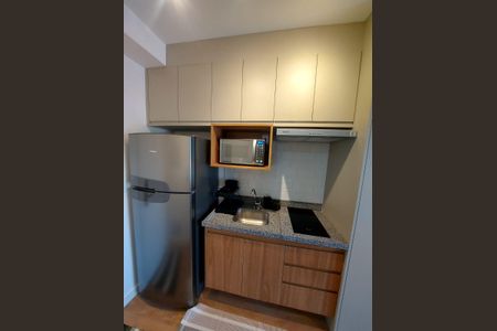Cozinha de apartamento para alugar com 1 quarto, 22m² em Pinheiros, São Paulo