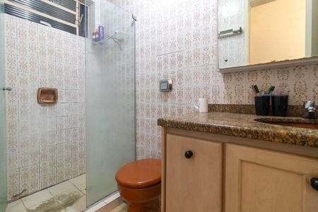 Apartamento à venda com 61m², 2 quartos e 1 vaga Apartamento à venda com 61m², 2 quartos e 1 vagaBanheiro