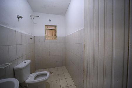 Casa para alugar com 77m², 2 quartos e 1 vagaBanheiro