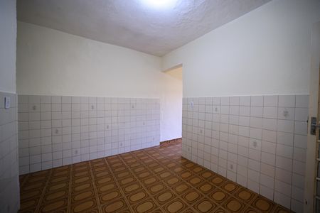 Sala de casa para alugar com 2 quartos, 77m² em Vila Robertina, São Paulo