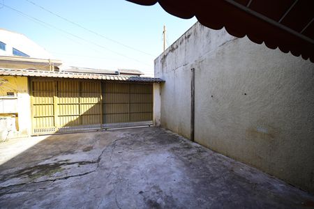 Garagem de casa para alugar com 2 quartos, 77m² em Vila Robertina, São Paulo