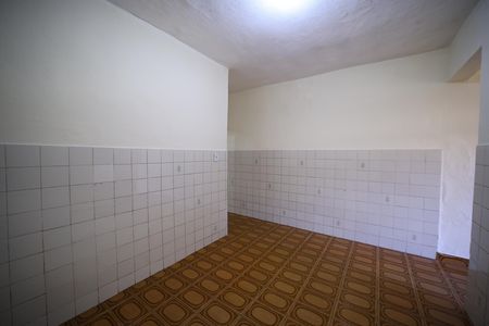 Sala de casa para alugar com 2 quartos, 77m² em Vila Robertina, São Paulo