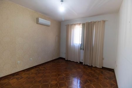Casa à venda com 100m², 4 quartos e sem vagaSuíte 1